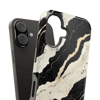 Monochrome Rift - iPhone MagSafe